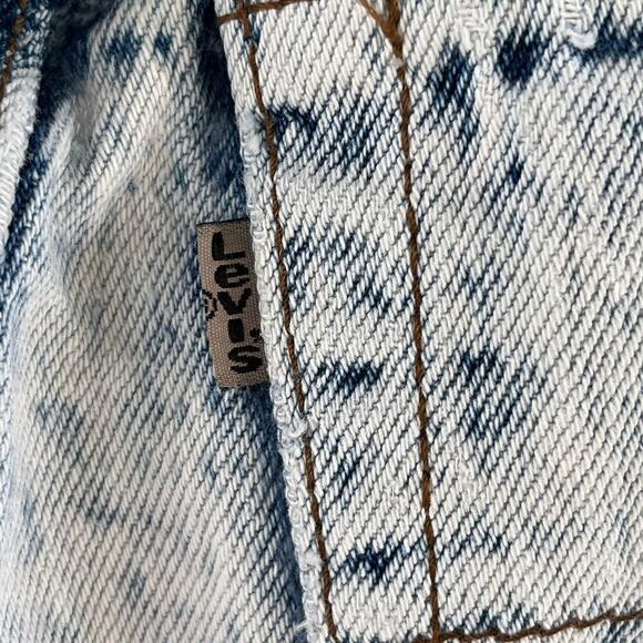 Levi's Vintage Women's Bleach Wash 80's Era Mom Jeans Size 8 - Picture 10 of 14